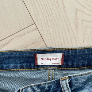 Sunday best shorts, 3”, size 26, in great condition, bought in Aritzia